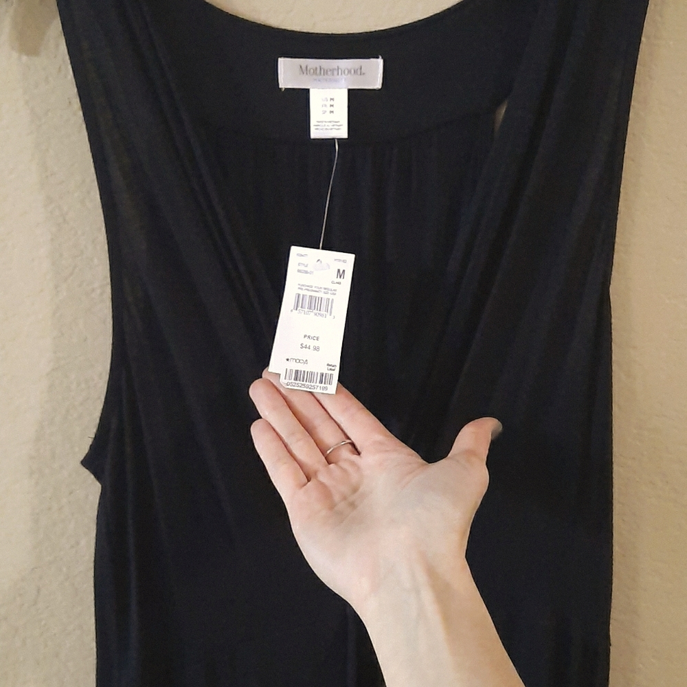 Black maternity dress NWT!